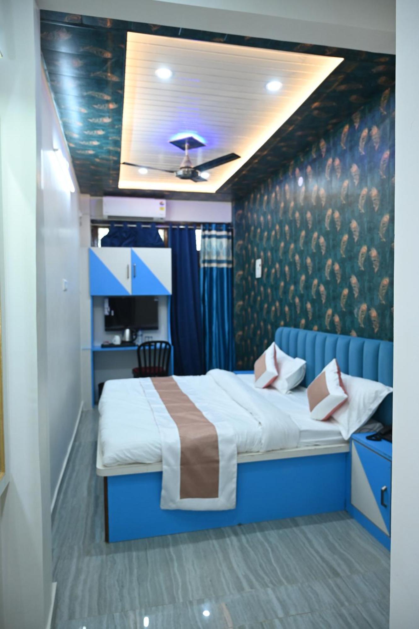 ורנאסי Sun High Stay Luxury Guest House מראה חיצוני תמונה